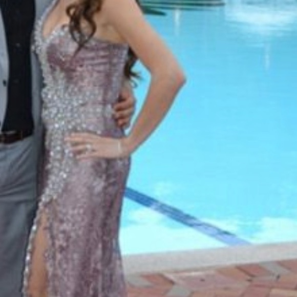 Terani Couture Dresses & Skirts - Stunning Terani Couture Gown